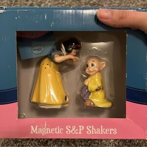 Disney Snow White and Dwarf Salt & Pepper Shakers